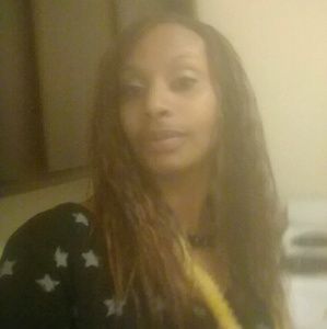 Meet your Posher, Tomeka